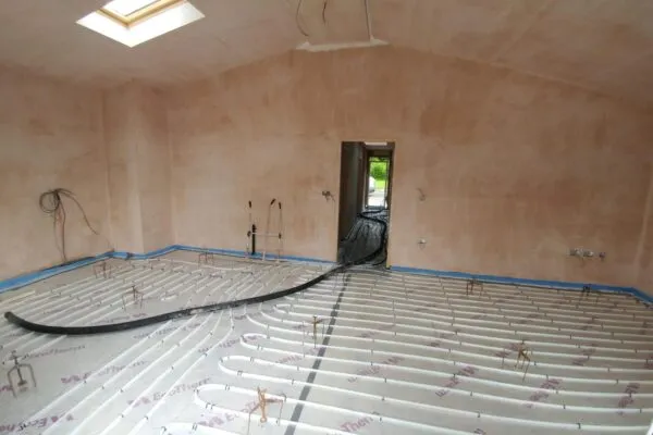 ufh screeding